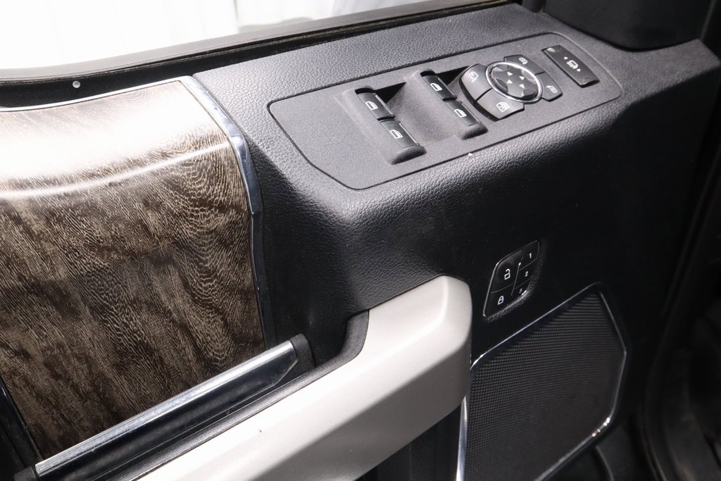 Used 2019 Ford F350 Lariat w/ Lariat Value Package image 23