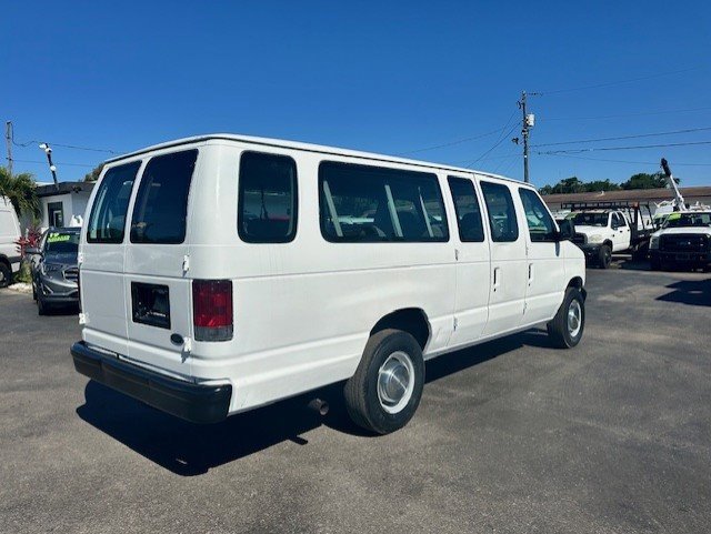 Used 2006 Ford E-350 and Econoline 350 XL image 6