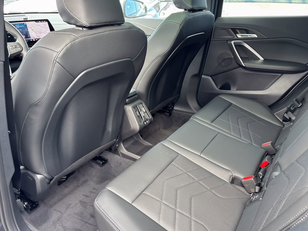 New 2026 BMW X2 xDrive28i w/ Technology Package AWD/4WD image 24