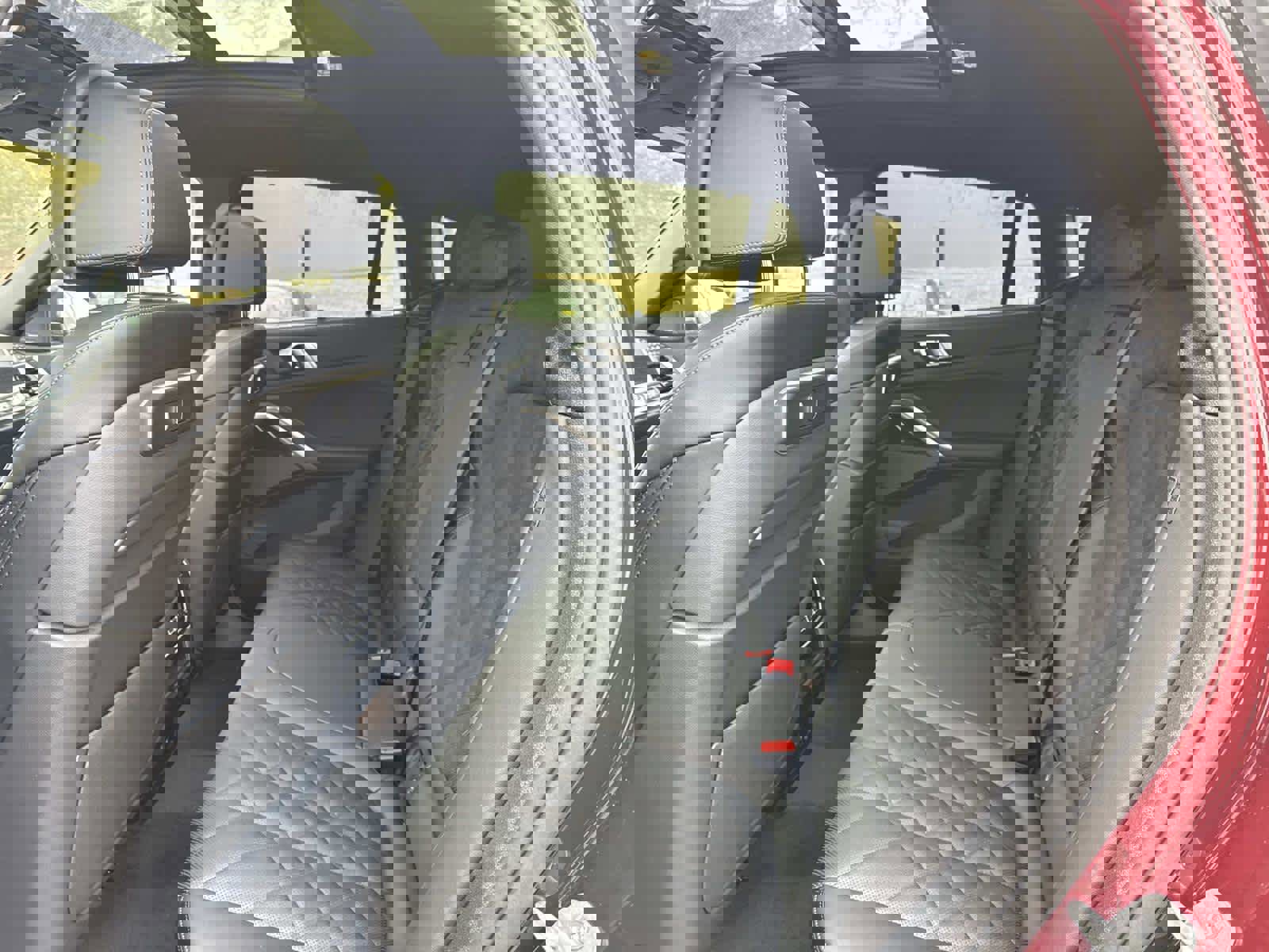 New 2026 BMW X6 xDrive40i w/ Executive Package image 15