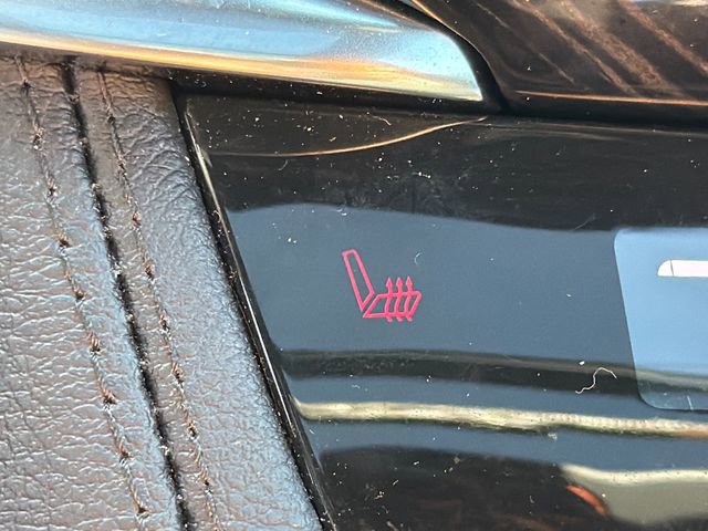 Used 2022 Cadillac XT6 Premium Luxury image 31