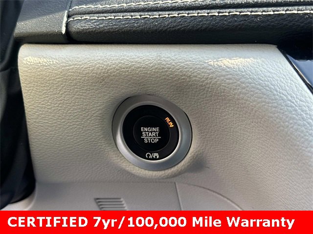 Certified 2021 Chrysler Pacifica Limited image 25