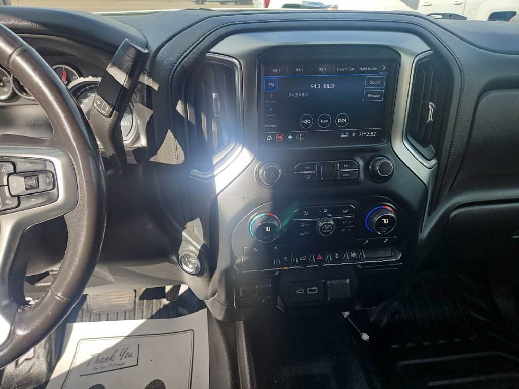 Used 2020 Chevrolet Silverado 1500 LT image 17