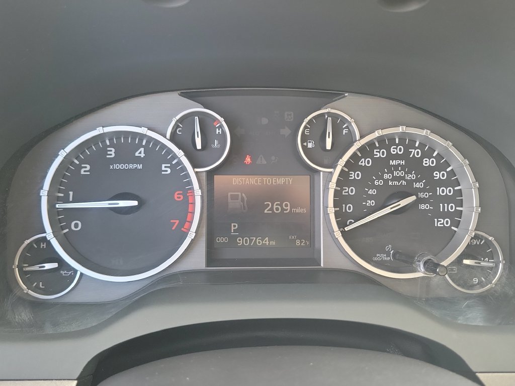 Used 2017 Toyota Tundra SR5 w/ TRD Off Road Package AWD/4WD image 13