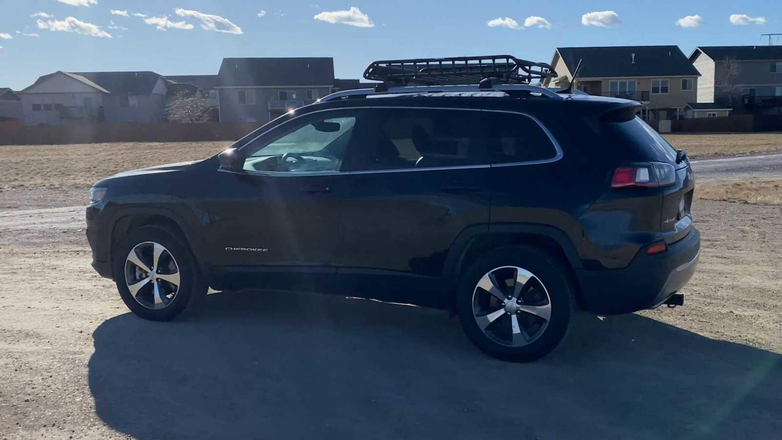 Used 2019 Jeep Cherokee Limited image 6