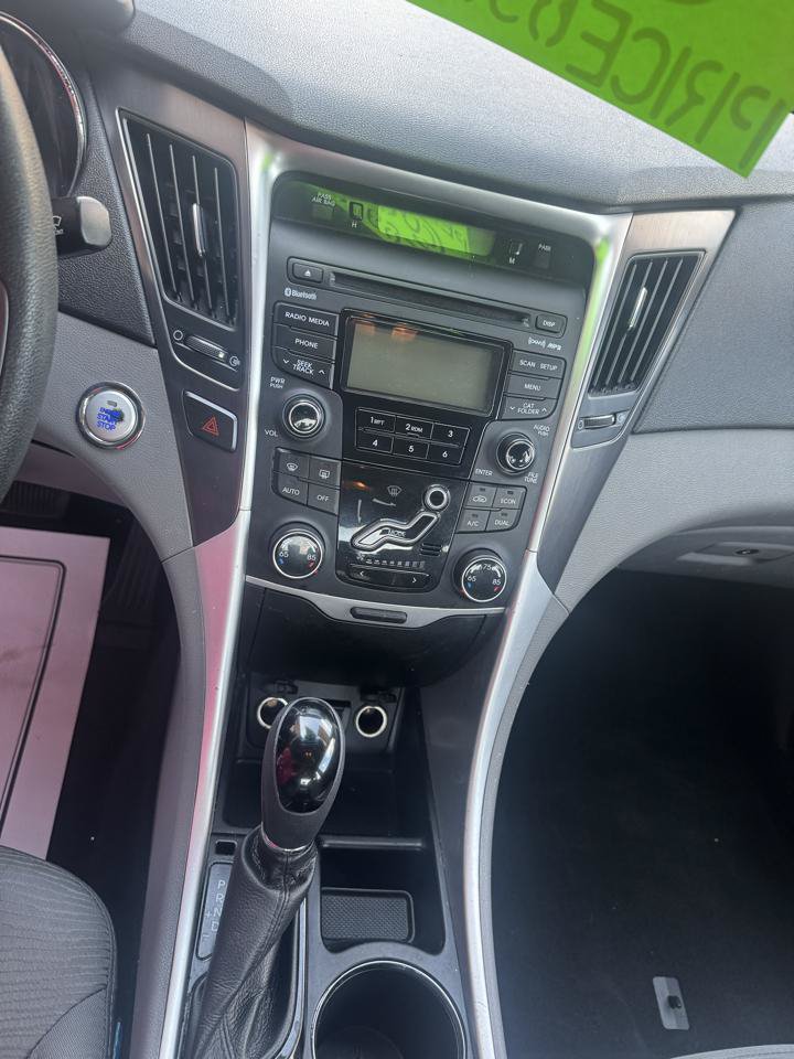 Used 2013 Hyundai Sonata Hybrid FWD image 10