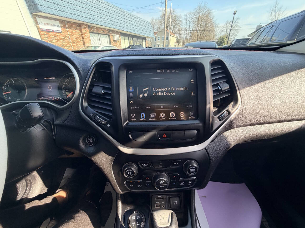 Used 2014 Jeep Cherokee Trailhawk w/ Comfort/Convenience Group image 14