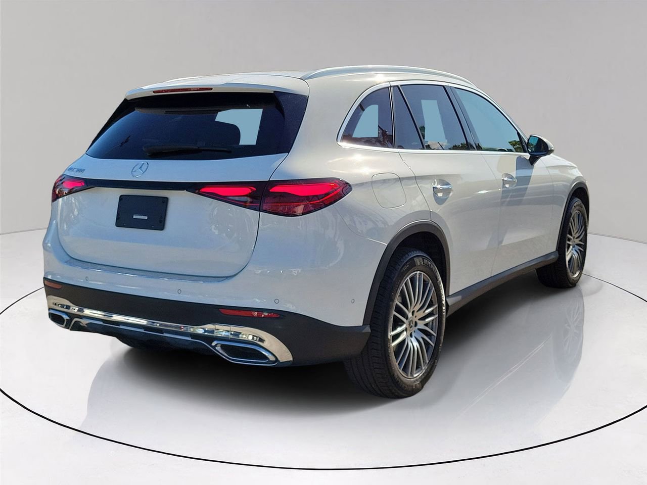 Certified 2026 Mercedes-Benz GLC 300 image 6