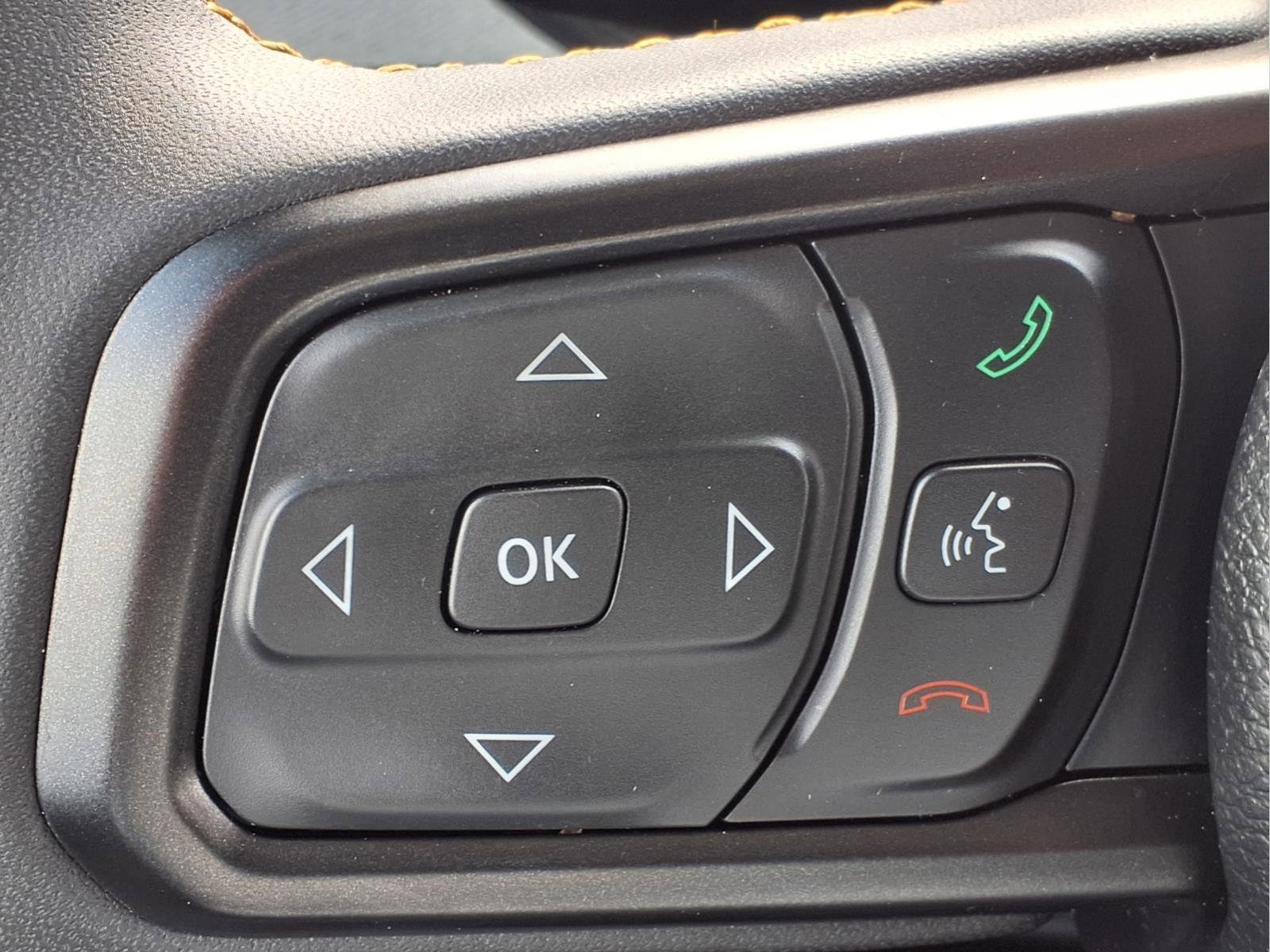 Used 2024 Jeep Wrangler Willys AWD/4WD image 16