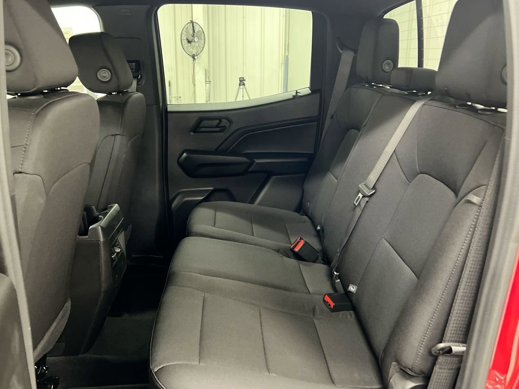 Used 2024 Chevrolet Colorado Trail Boss w/ Technology Package AWD/4WD image 23