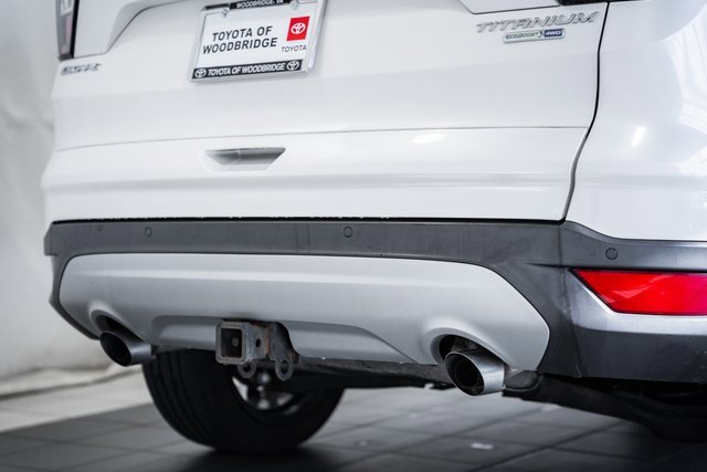 Used 2018 Ford Escape Titanium w/ Ford Safe & Smart Package image 8