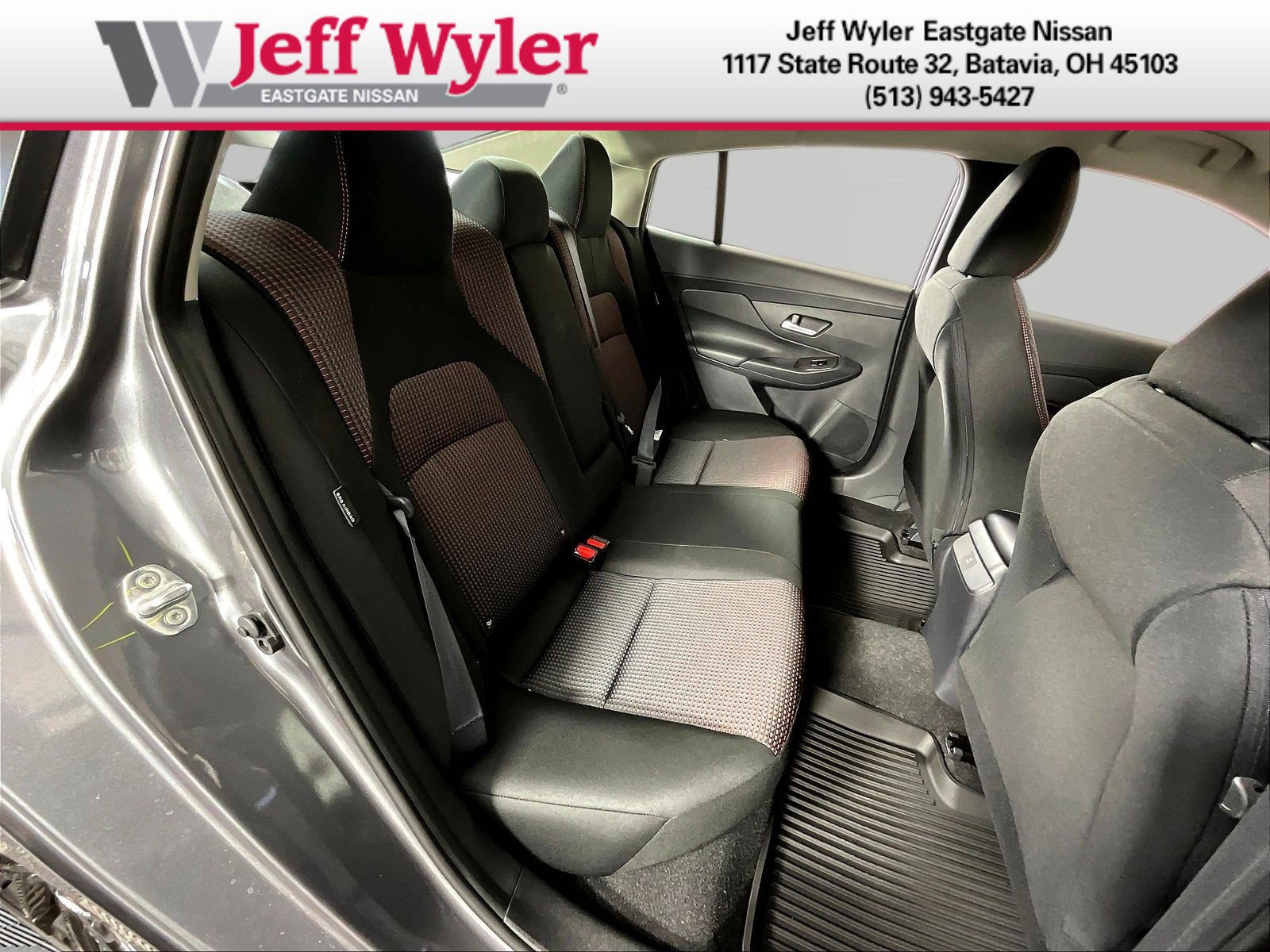 New 2026 Nissan Sentra SR w/ Floor Mat Package FWD image 19