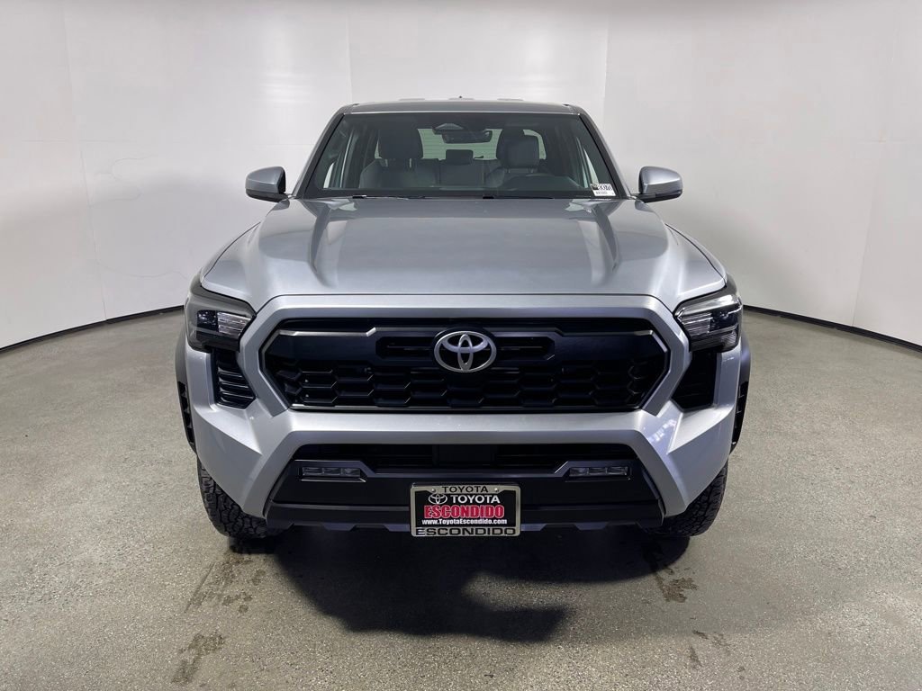 Certified 2025 Toyota Tacoma TRD Off-Road image 8