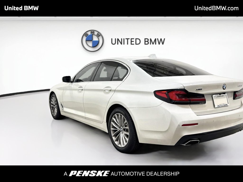 Certified 2023 BMW 530i xDrive w/ Premium Package AWD/4WD image 7