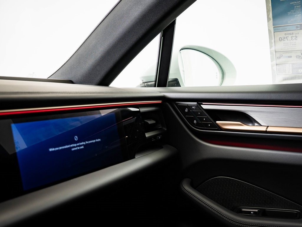 New 2026 Porsche Macan 4S Electric image 38