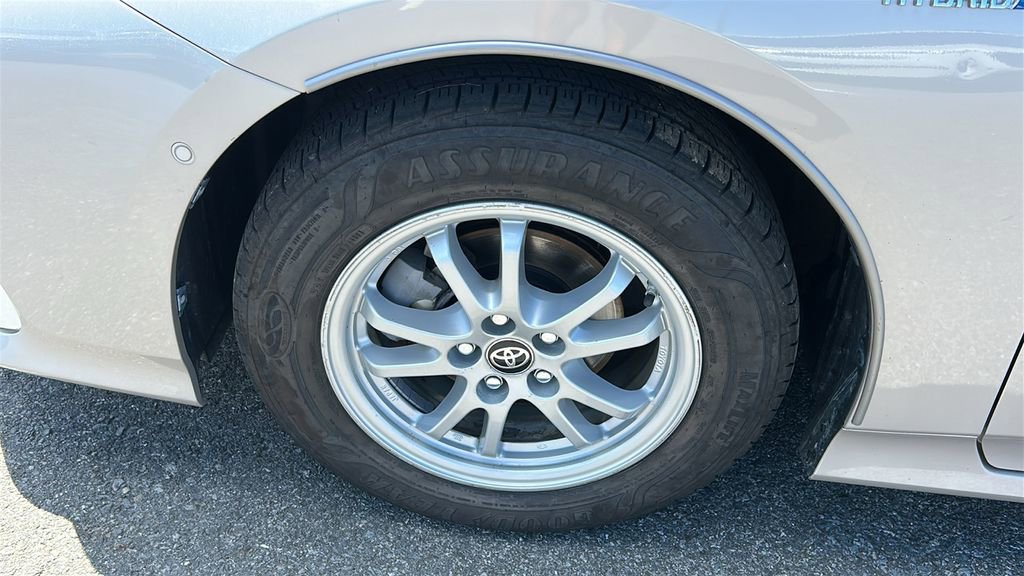 Used 2017 Toyota Prius Prime Advanced FWD image 9