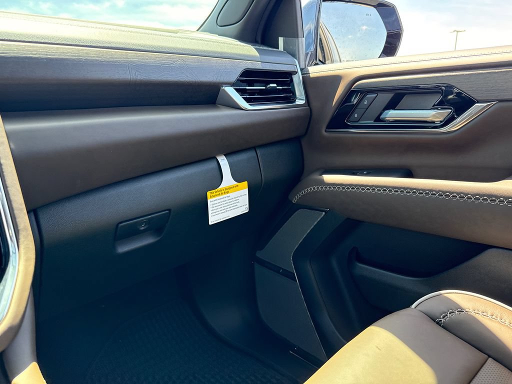 New 2026 GMC Yukon Denali Ultimate AWD/4WD image 27