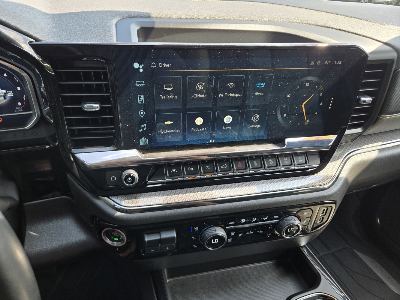 Used 2023 Chevrolet Silverado 1500 ZR2 w/ Technology Package AWD/4WD image 8