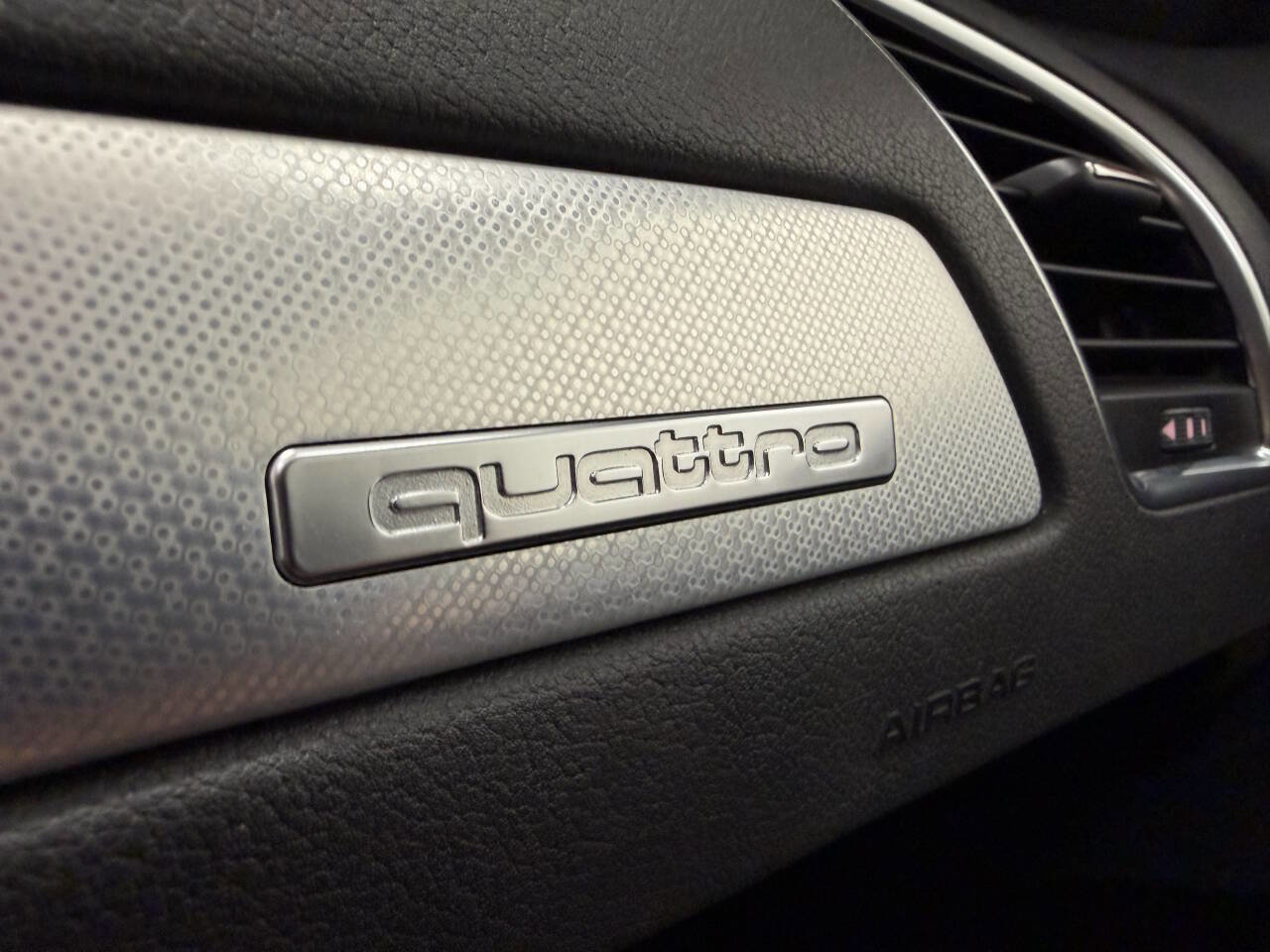 Used 2011 Audi A4 2.0T Premium Plus image 19