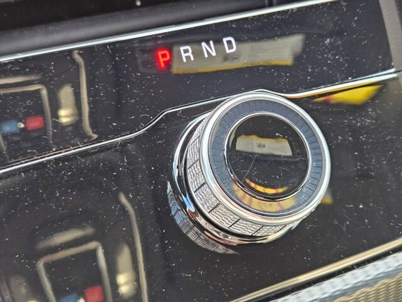 Used 2025 Jeep Grand Cherokee Limited image 17