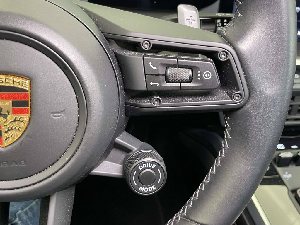 Certified 2021 Porsche 911 Turbo S AWD/4WD image 39