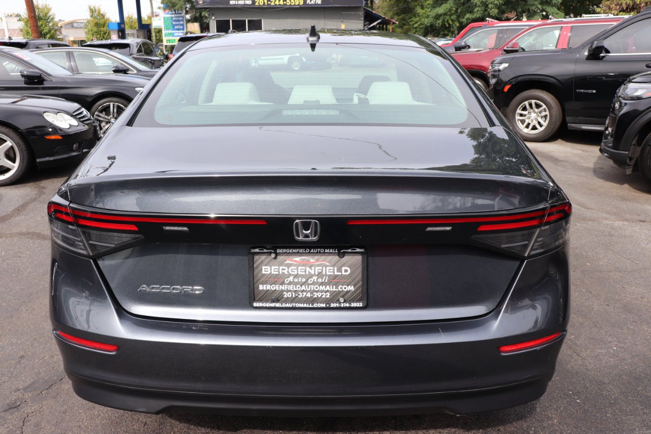 Used 2024 Honda Accord EX image 4