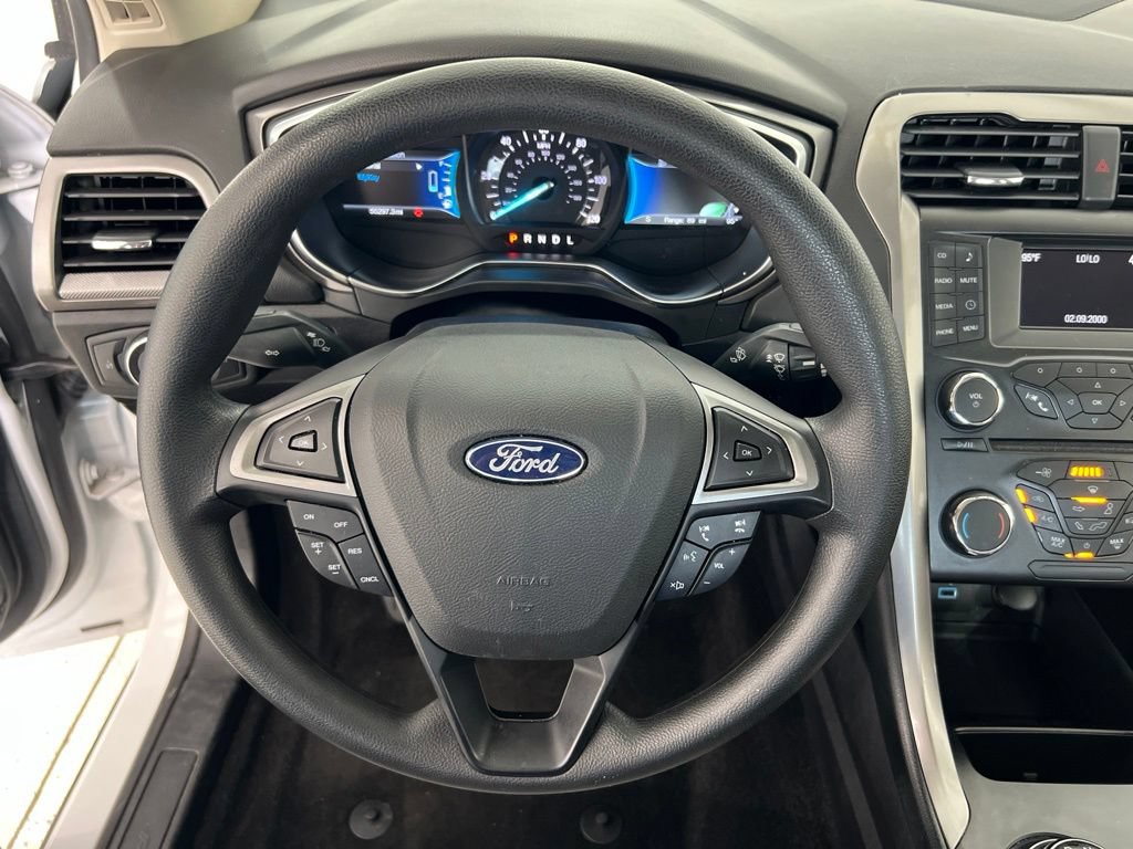 Used 2018 Ford Fusion S FWD image 11