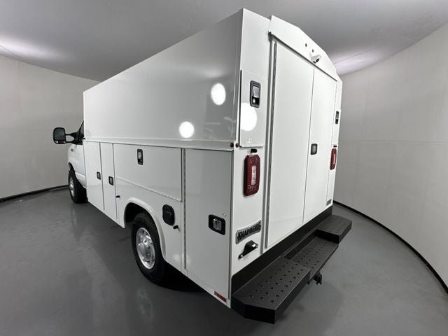New 2026 Ford E-350 and Econoline 350 Super Duty w/ Power Equipment Group RWD image 30