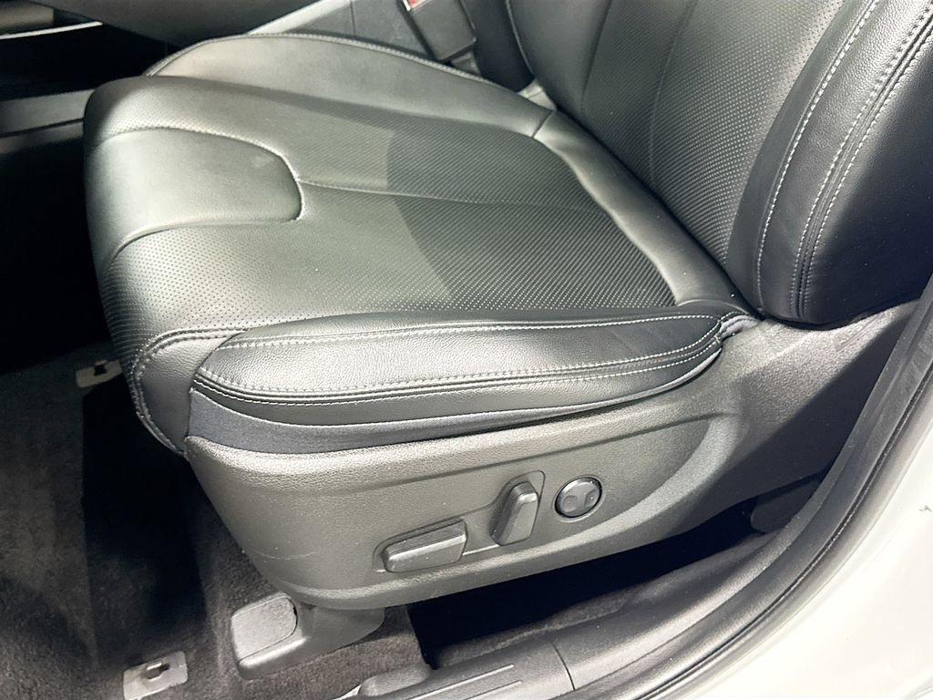 Used 2023 Hyundai Santa Fe SEL w/ Premium Package AWD/4WD image 18