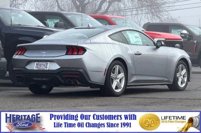 New 2026 Ford Mustang Coupe image 4