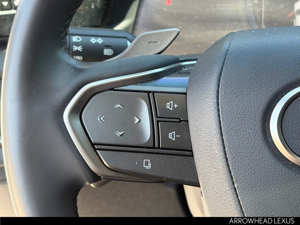 Used 2024 Lexus RZ 300e Premium w/ Technology Package FWD image 17