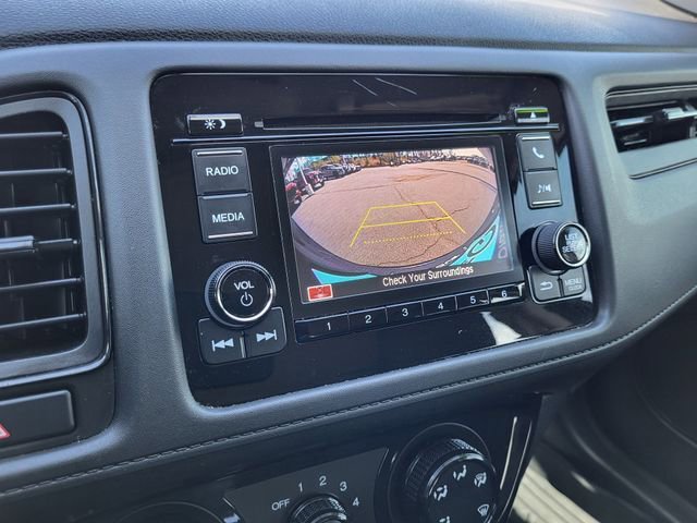 Used 2022 Honda HR-V LX image 17