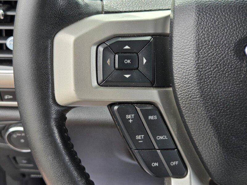 Used 2020 Ford F250 Lariat w/ Lariat Ultimate Package AWD/4WD image 24