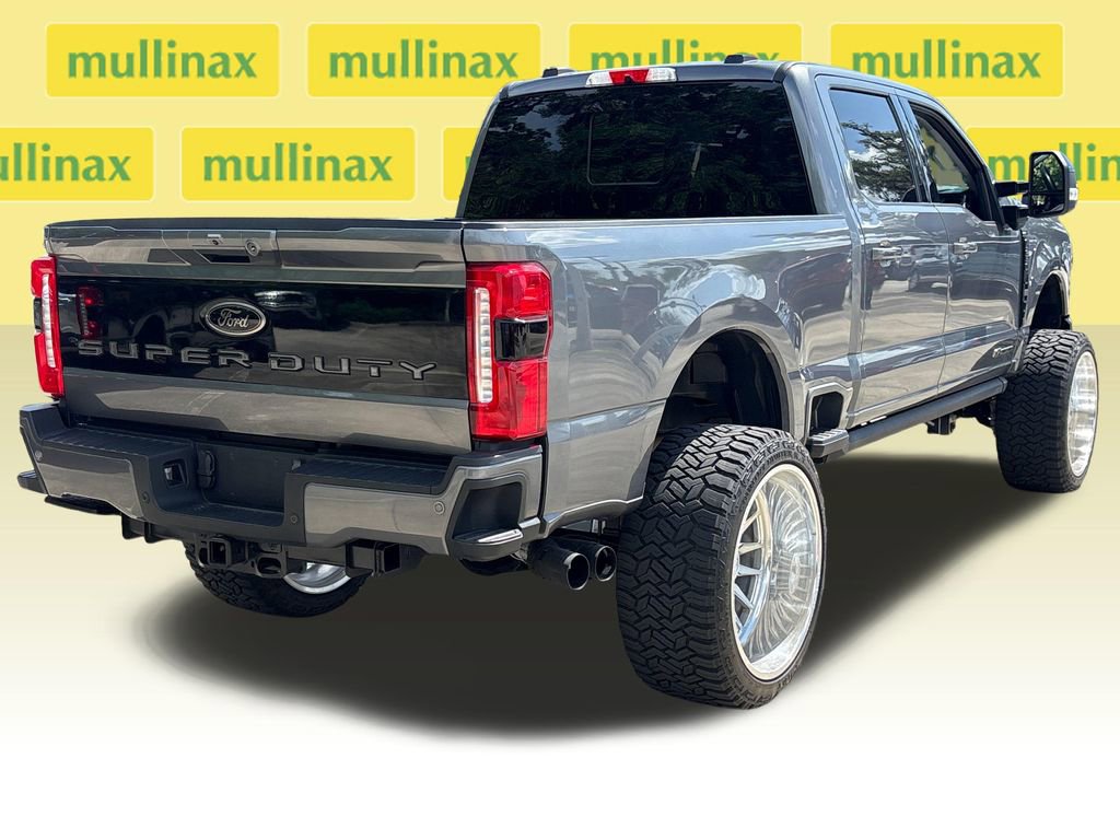 Used 2024 Ford F250 Lariat w/ Black Appearance Package AWD/4WD image 4