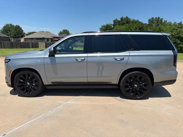 Certified 2025 Cadillac Escalade Sport Platinum w/ LPO, ONYX Package AWD/4WD image 2