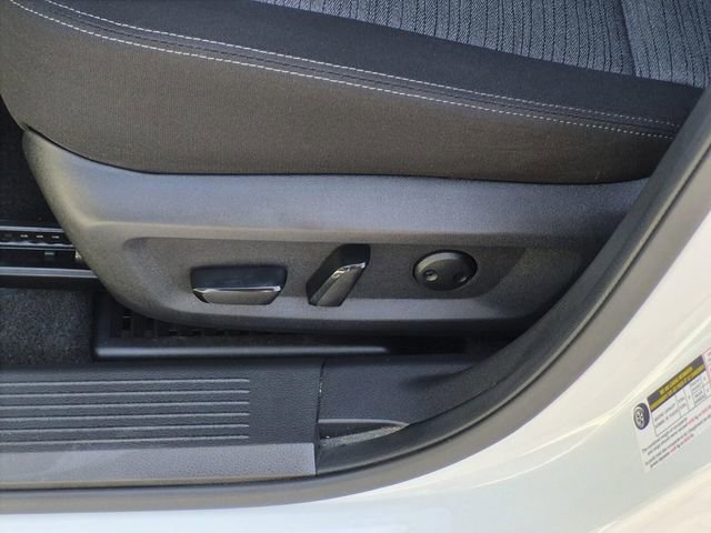 Used 2023 Nissan Rogue SV image 19