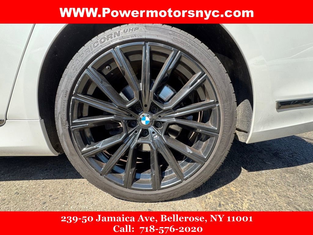 Used 2020 BMW 740i xDrive w/ M Sport Package image 18