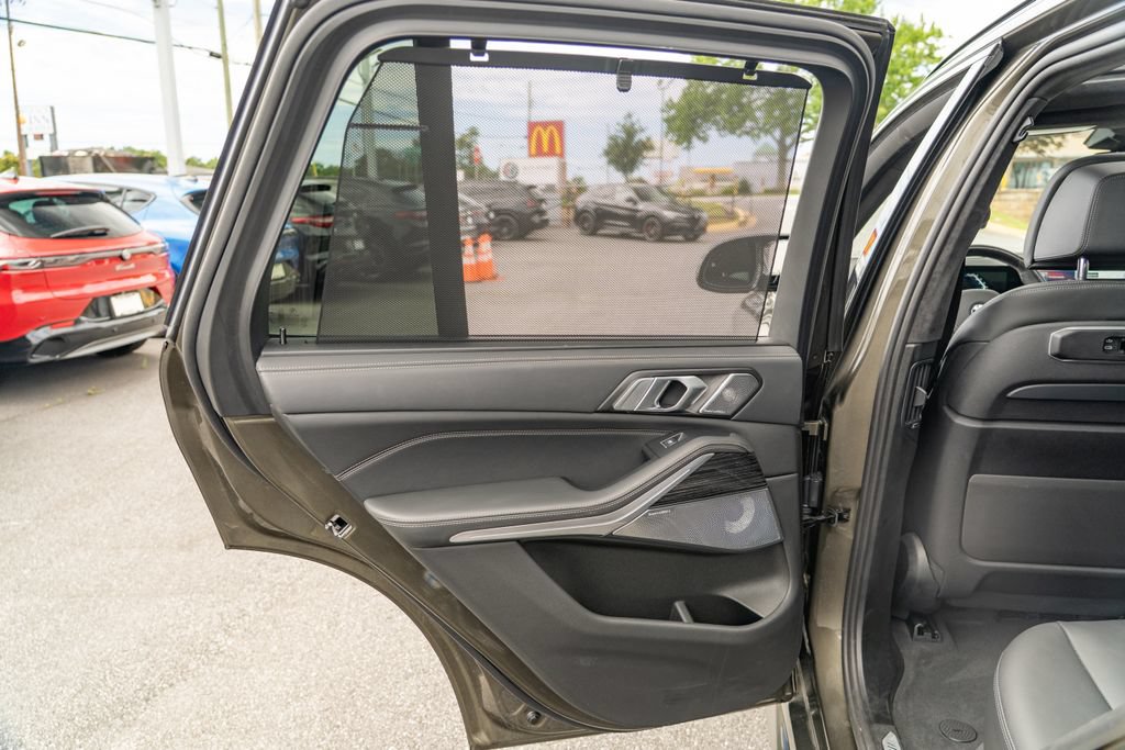 Used 2024 BMW X5 M60i AWD/4WD image 15