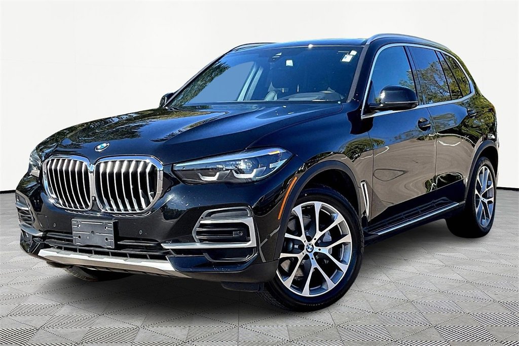Used 2023 BMW X5 xDrive40i image 2
