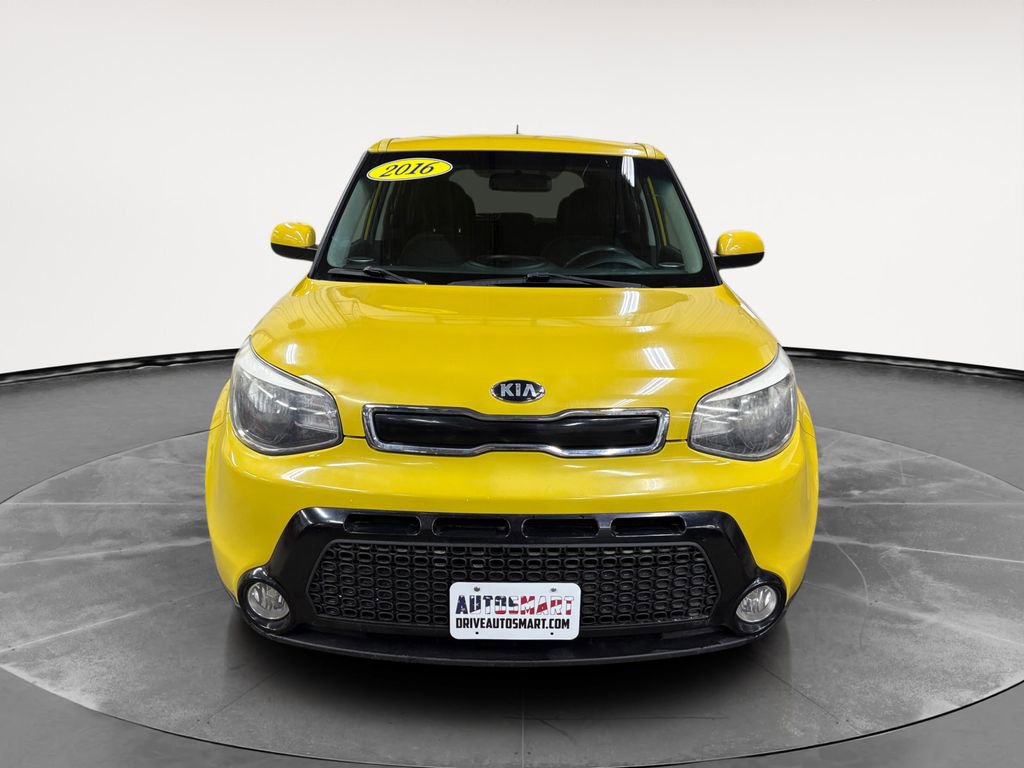 Used 2016 Kia Soul + image 8