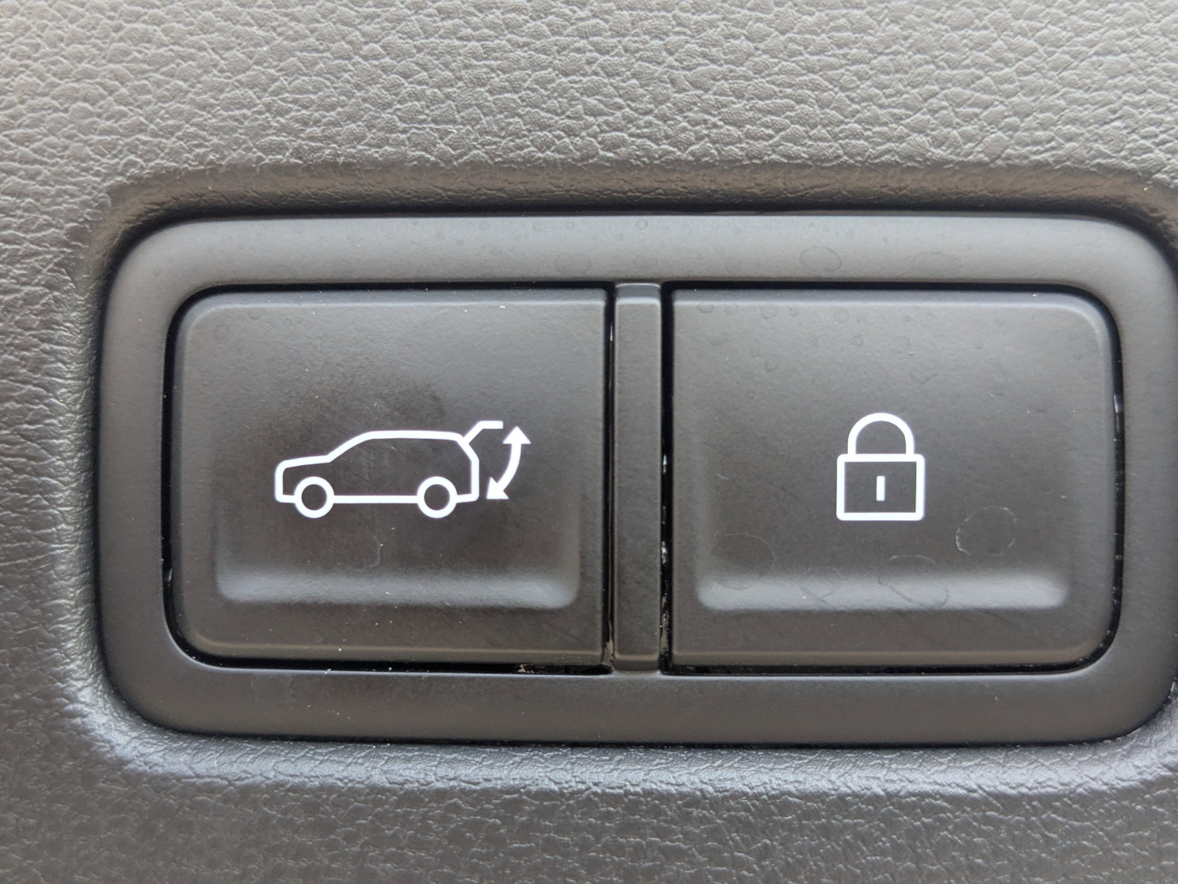 Used 2025 Hyundai Santa Fe Limited image 18