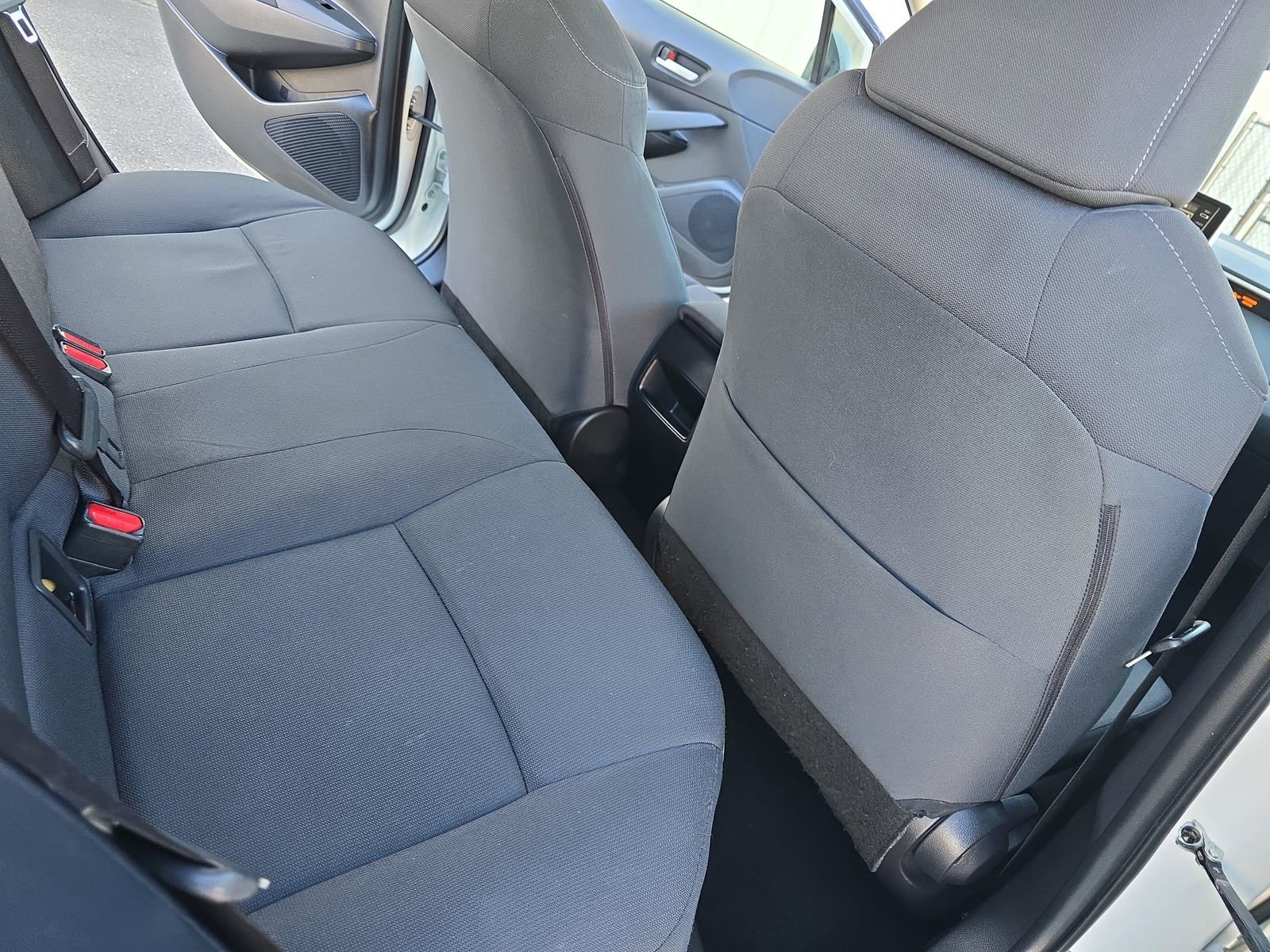 Used 2021 Toyota Corolla LE image 17