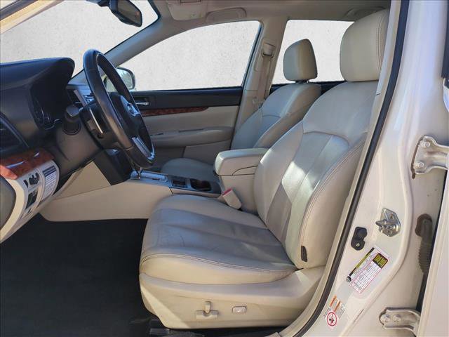 Used 2010 Subaru Outback 3.6R Limited image 15
