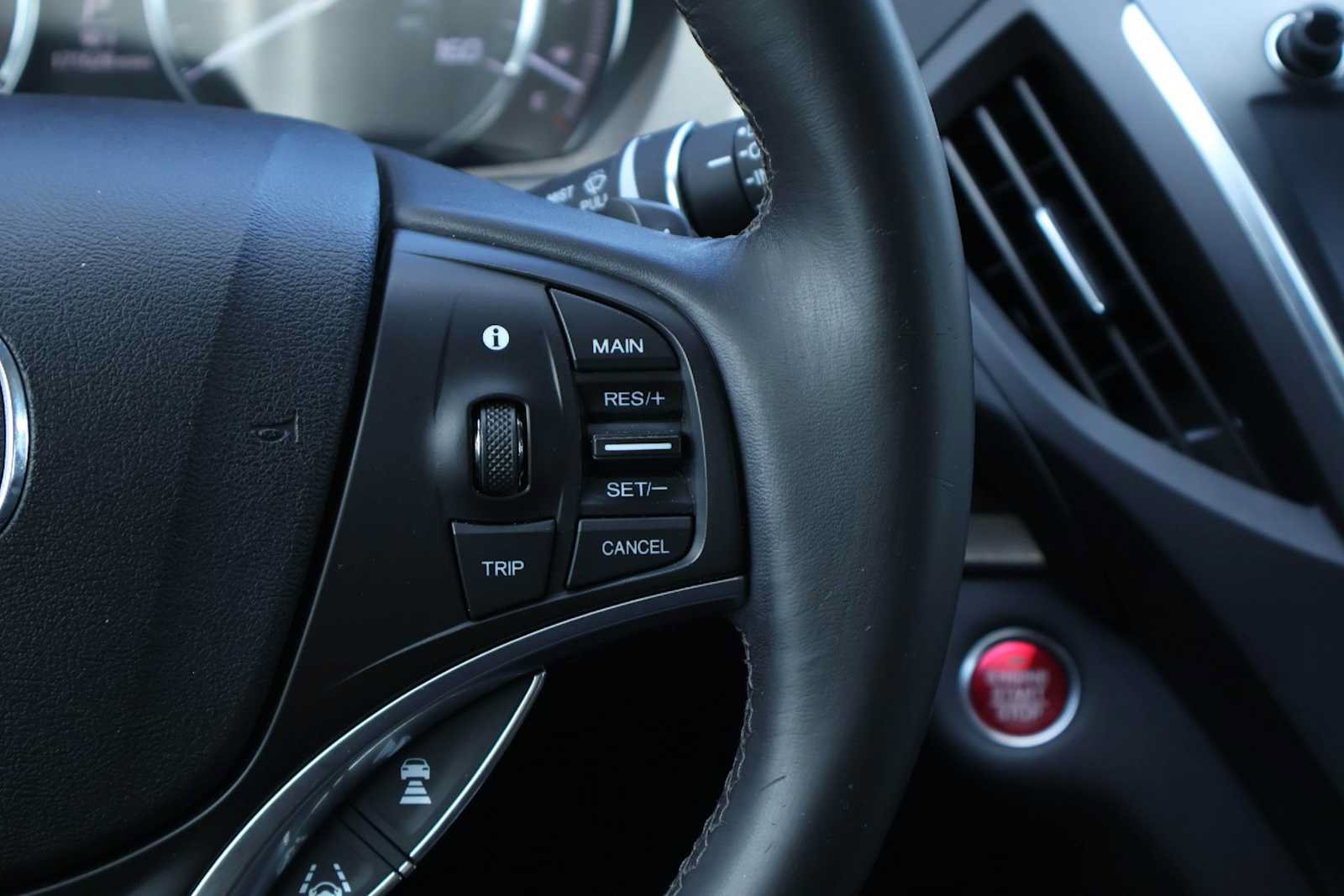 Used 2018 Acura MDX w/ Technology Package FWD image 23