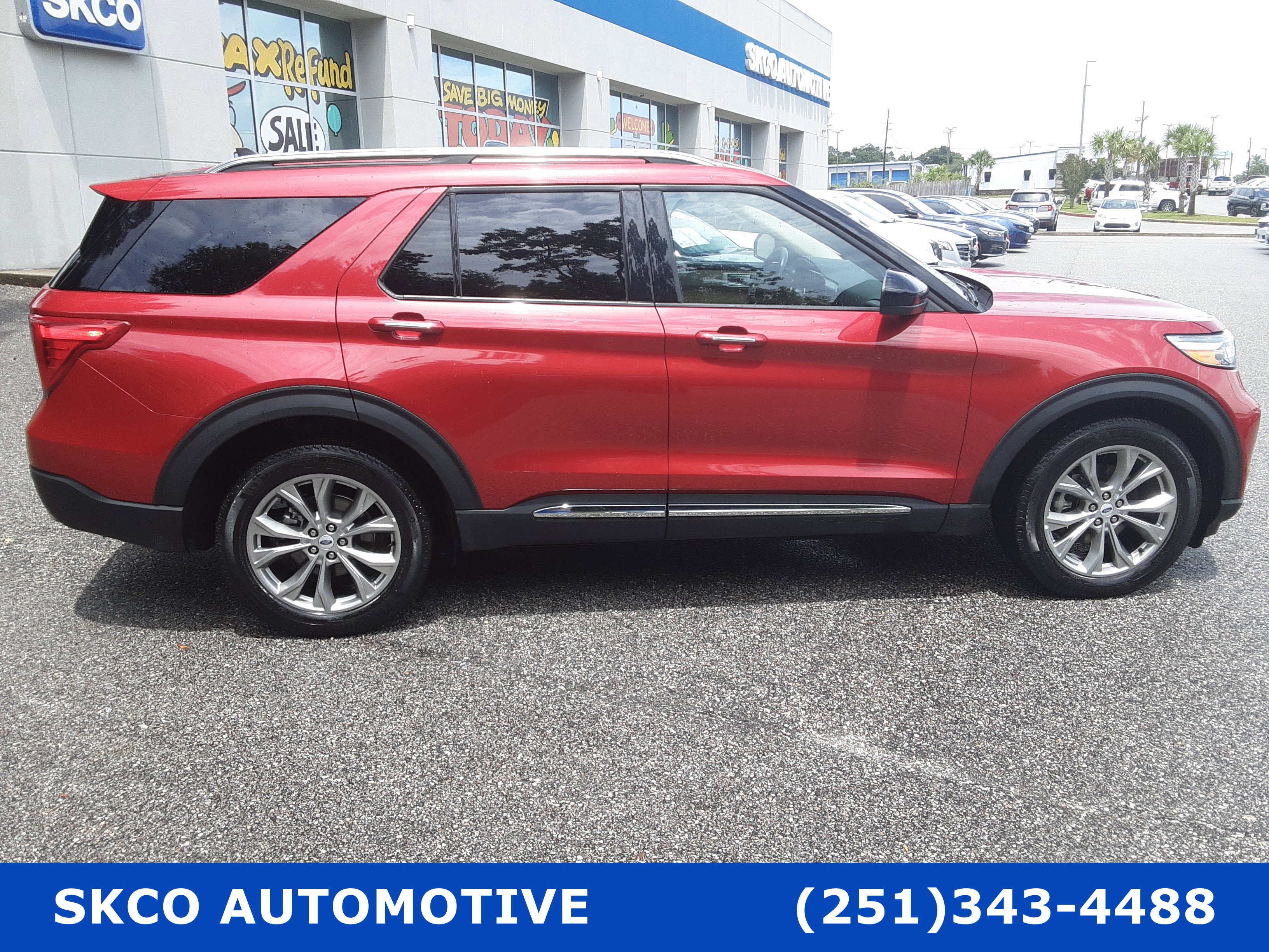 Used 2023 Ford Explorer Limited image 6