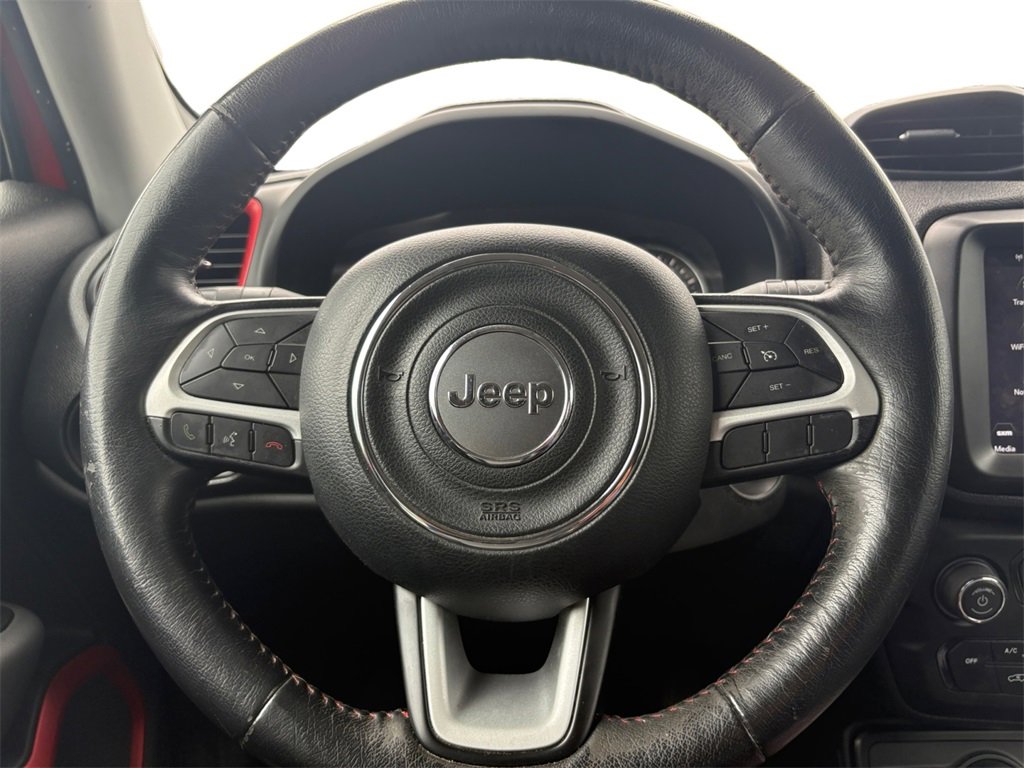 Certified 2021 Jeep Renegade Trailhawk image 12