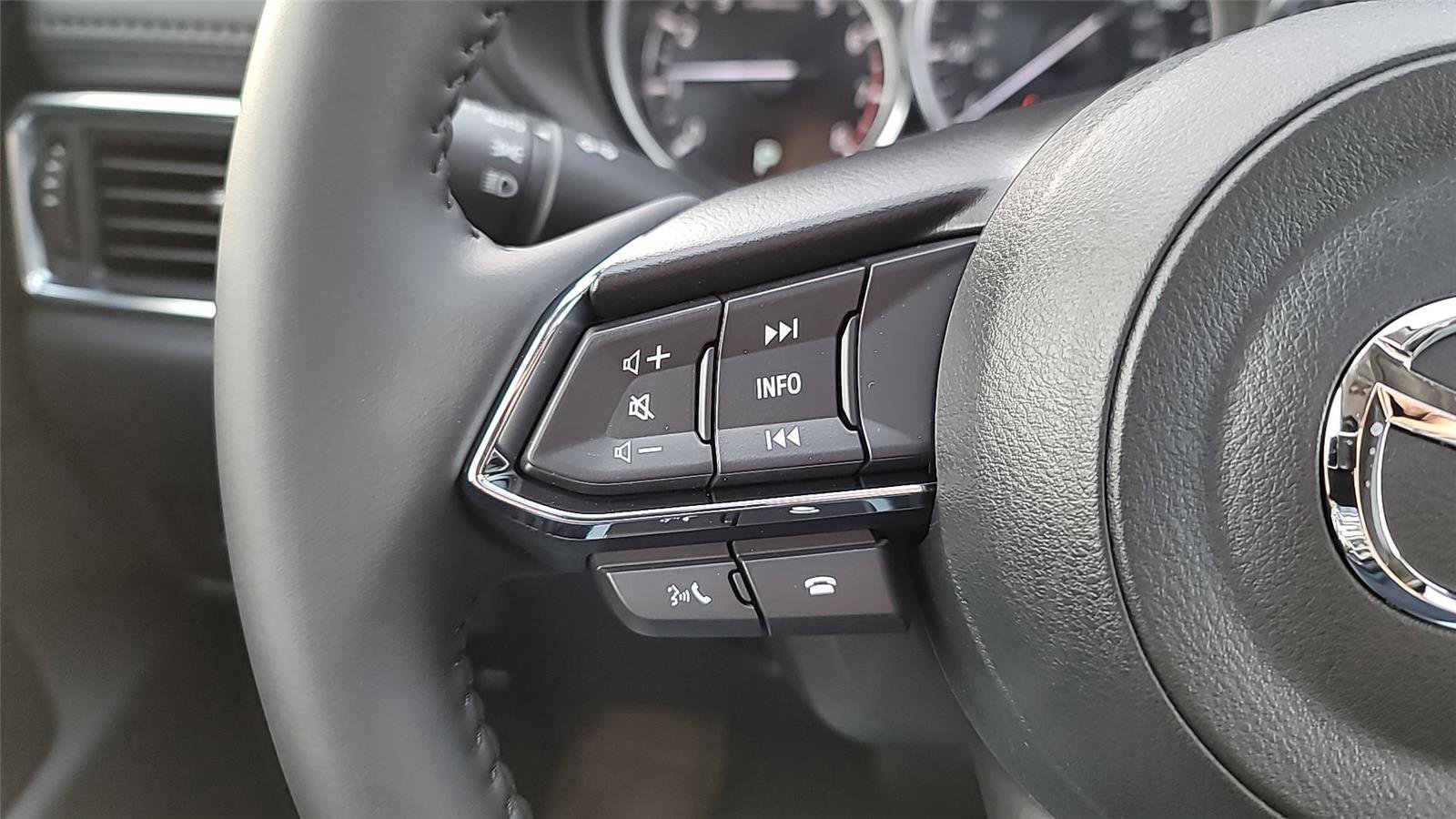 New 2025 MAZDA CX-5 AWD 2.5 S w/ Preferred Package image 26