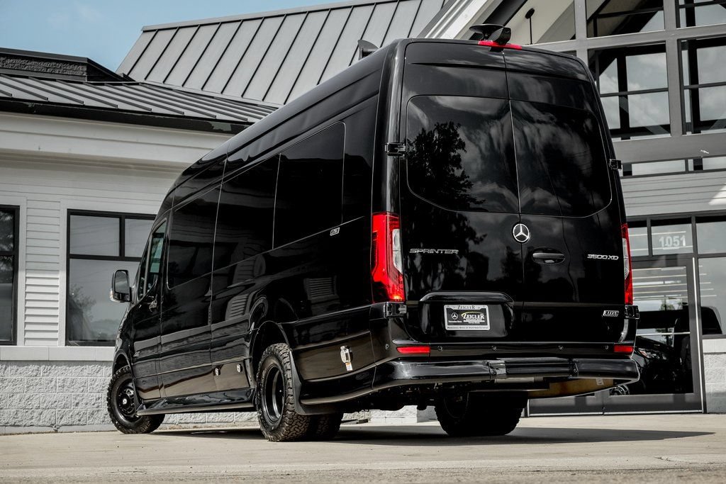 New 2024 Mercedes-Benz Sprinter 3500 image 2