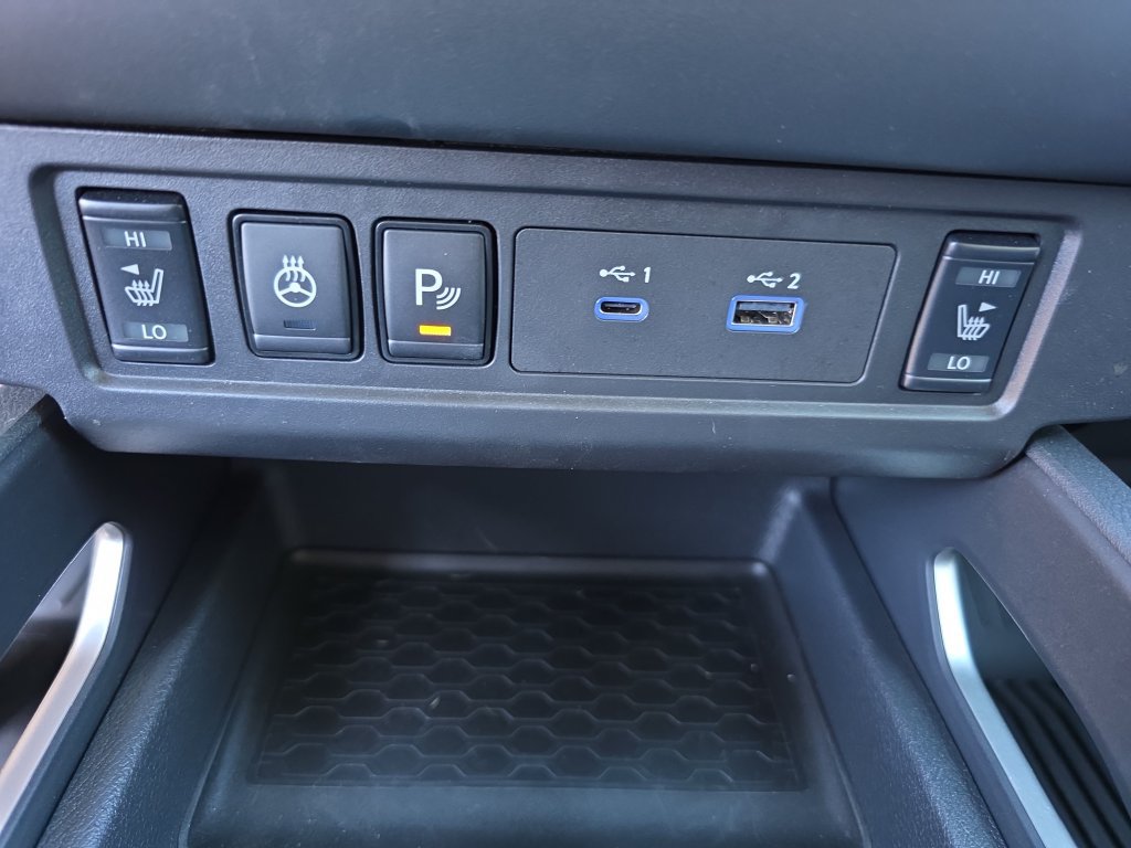 Certified 2026 Nissan Frontier SV w/ SV Convenience Package AWD/4WD image 41