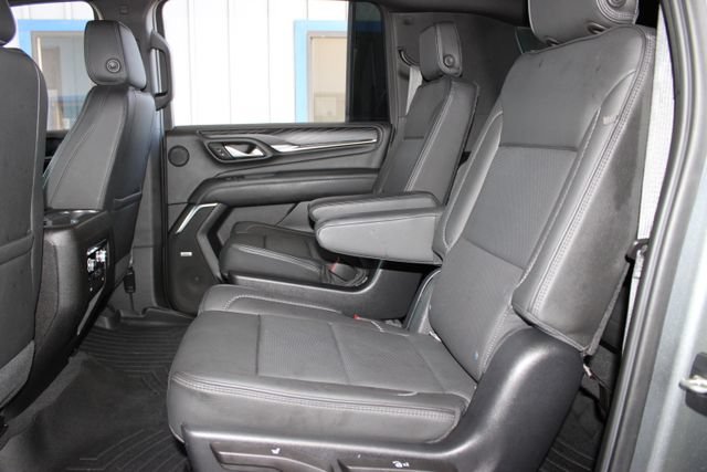Used 2021 GMC Yukon XL Denali w/ Denali Premium Package AWD/4WD image 27